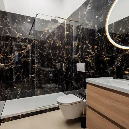 Imperial Riva Apartment