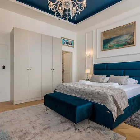 Apartment Imperial Riva