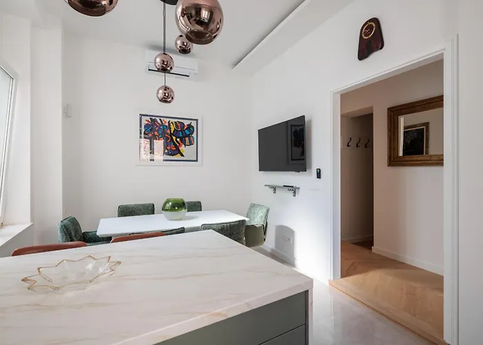 Apartman Imperial Riva *